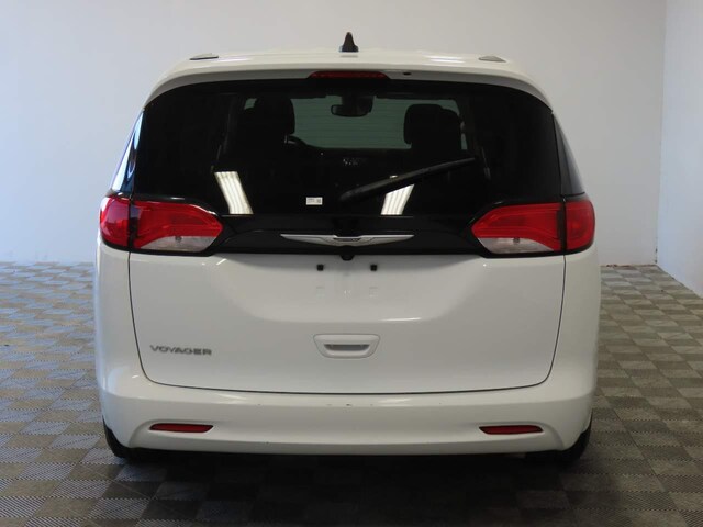 2023 Chrysler Voyager