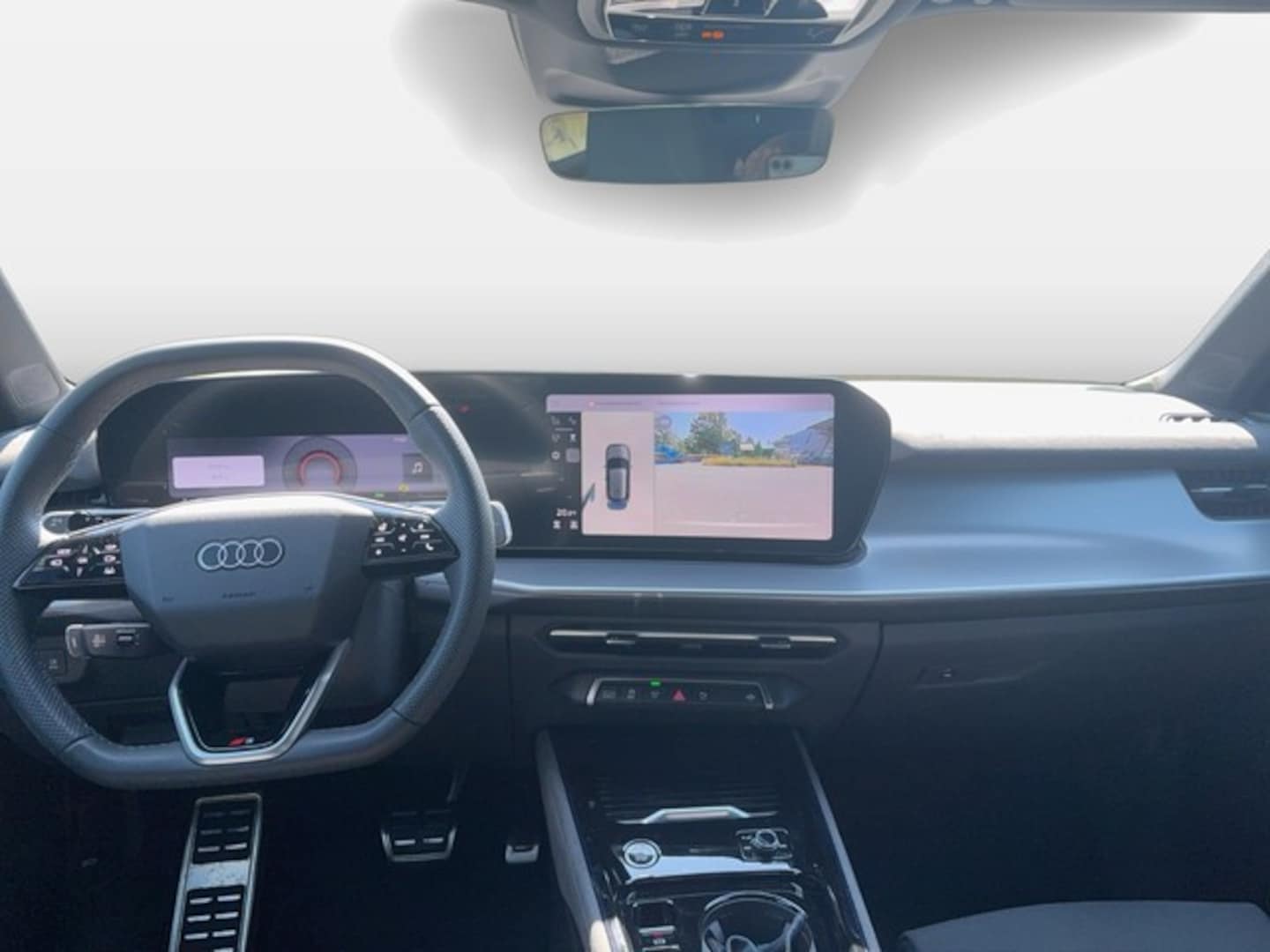 Bild über Audi Q3 SUV e-hybrid e-hybrid 200 kW S tronic - für weitere Informationen kontaktieren Sie den Audi Partner