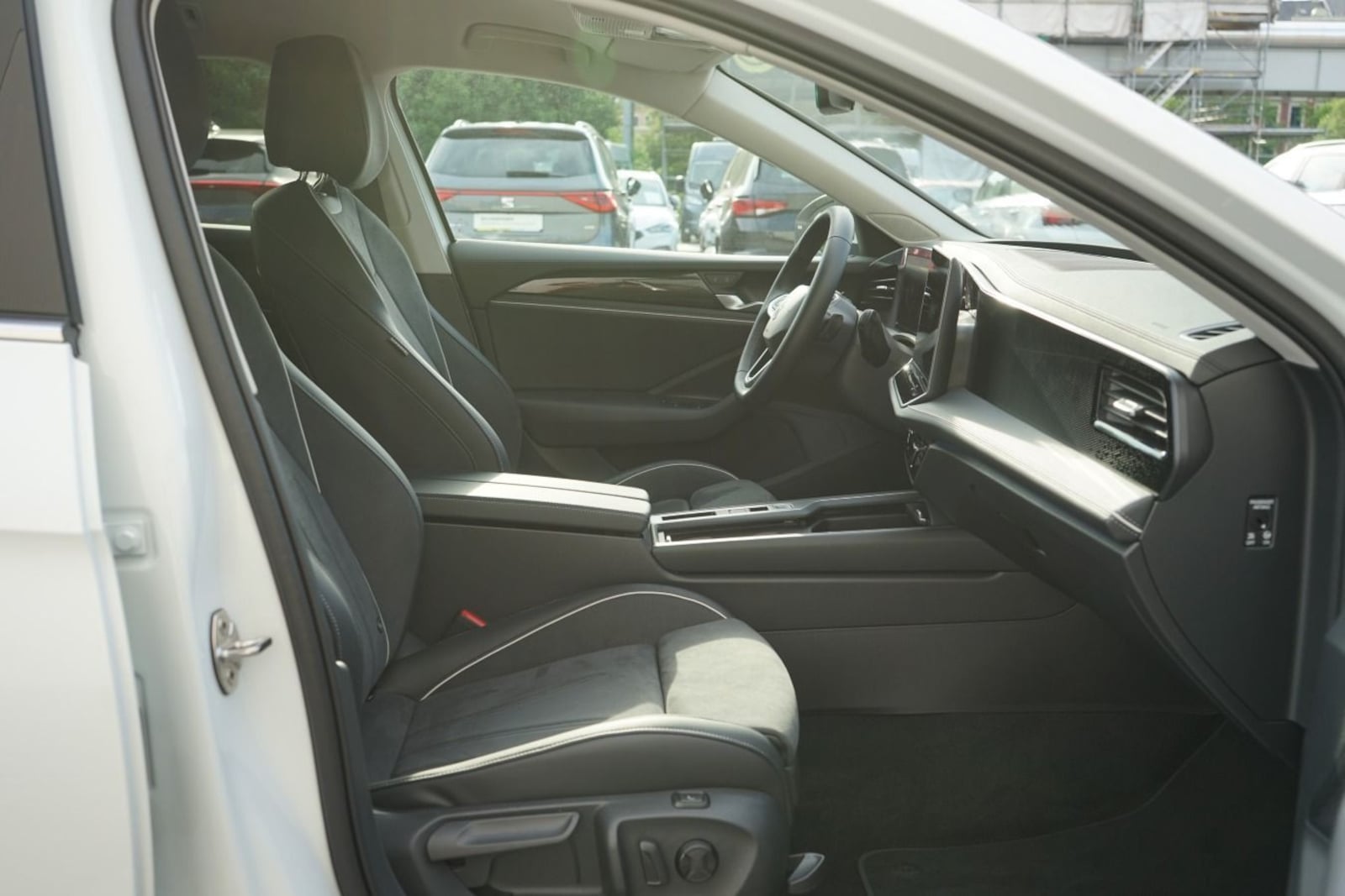 Volkswagen Passat – Bild 8
