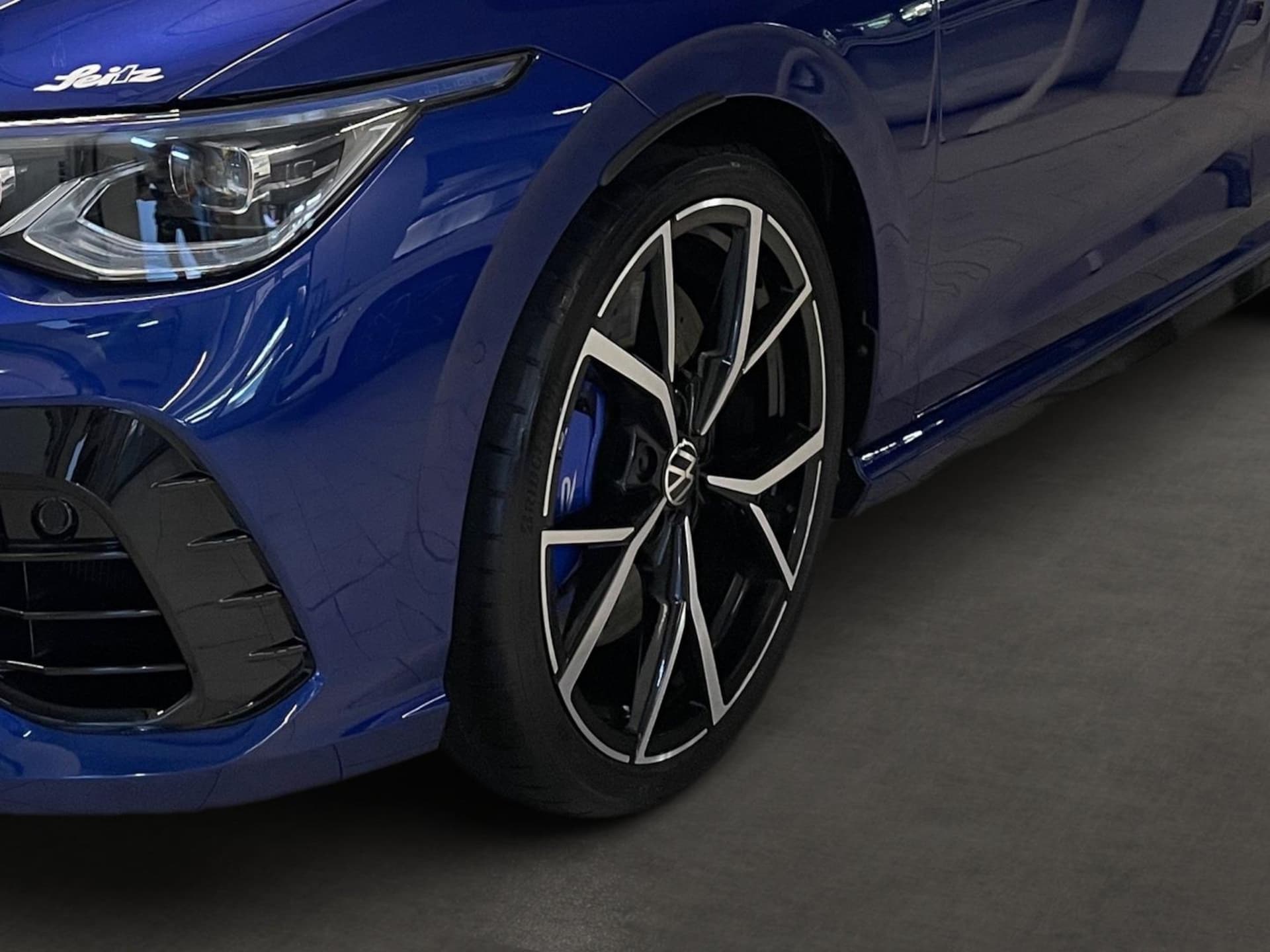 Volkswagen Golf R