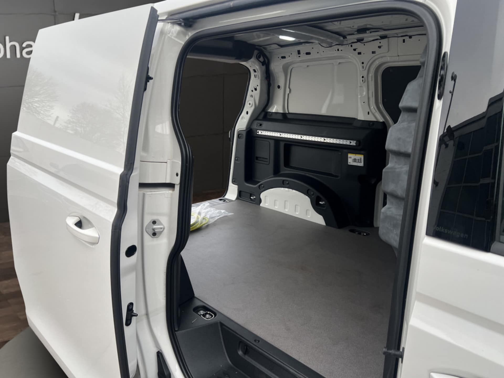 Volkswagen ID. Buzz Cargo Basis-Modell