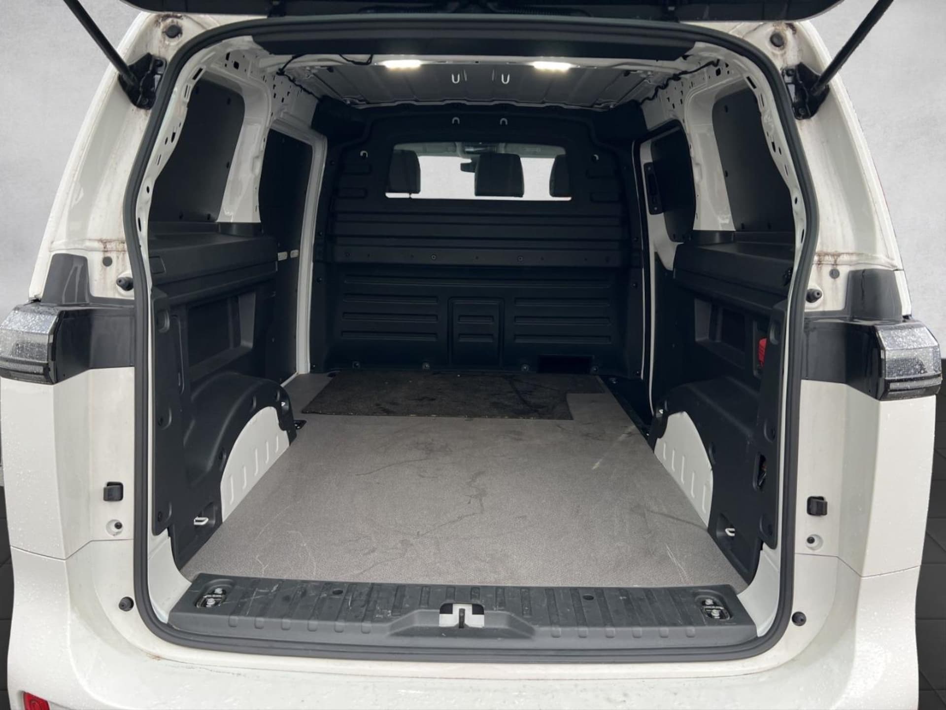Volkswagen ID. Buzz Cargo Basis-Modell
