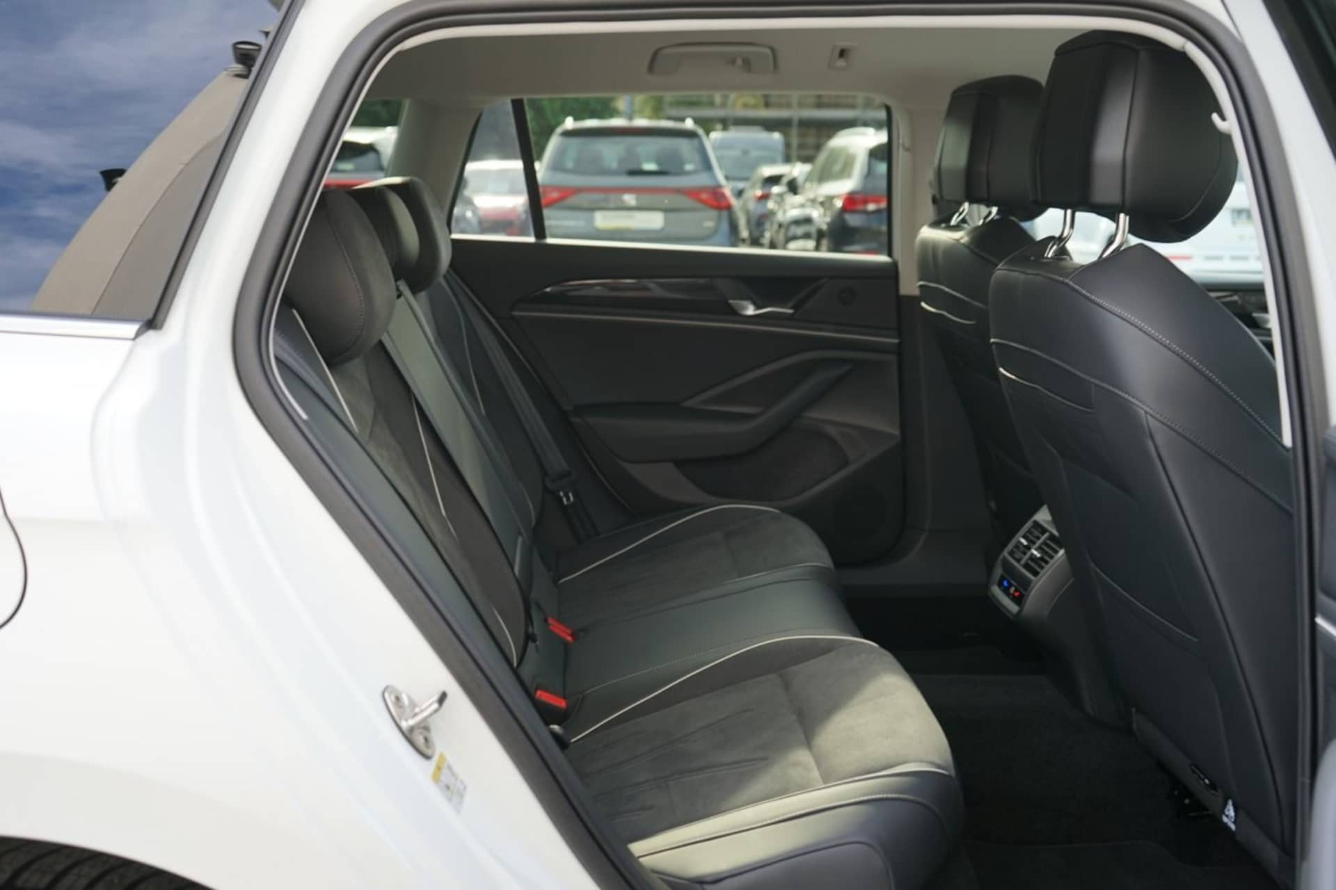 Volkswagen Passat Business