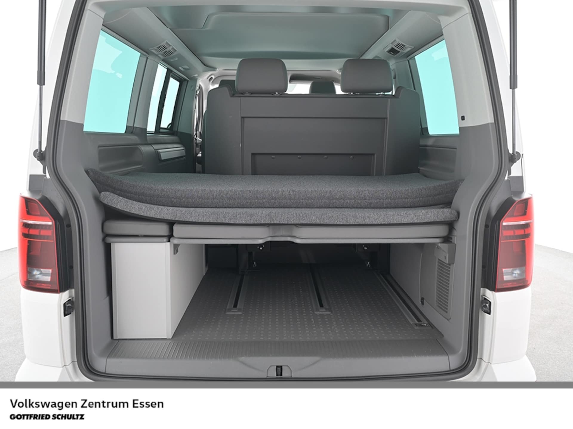 Volkswagen T6.1 California Beach