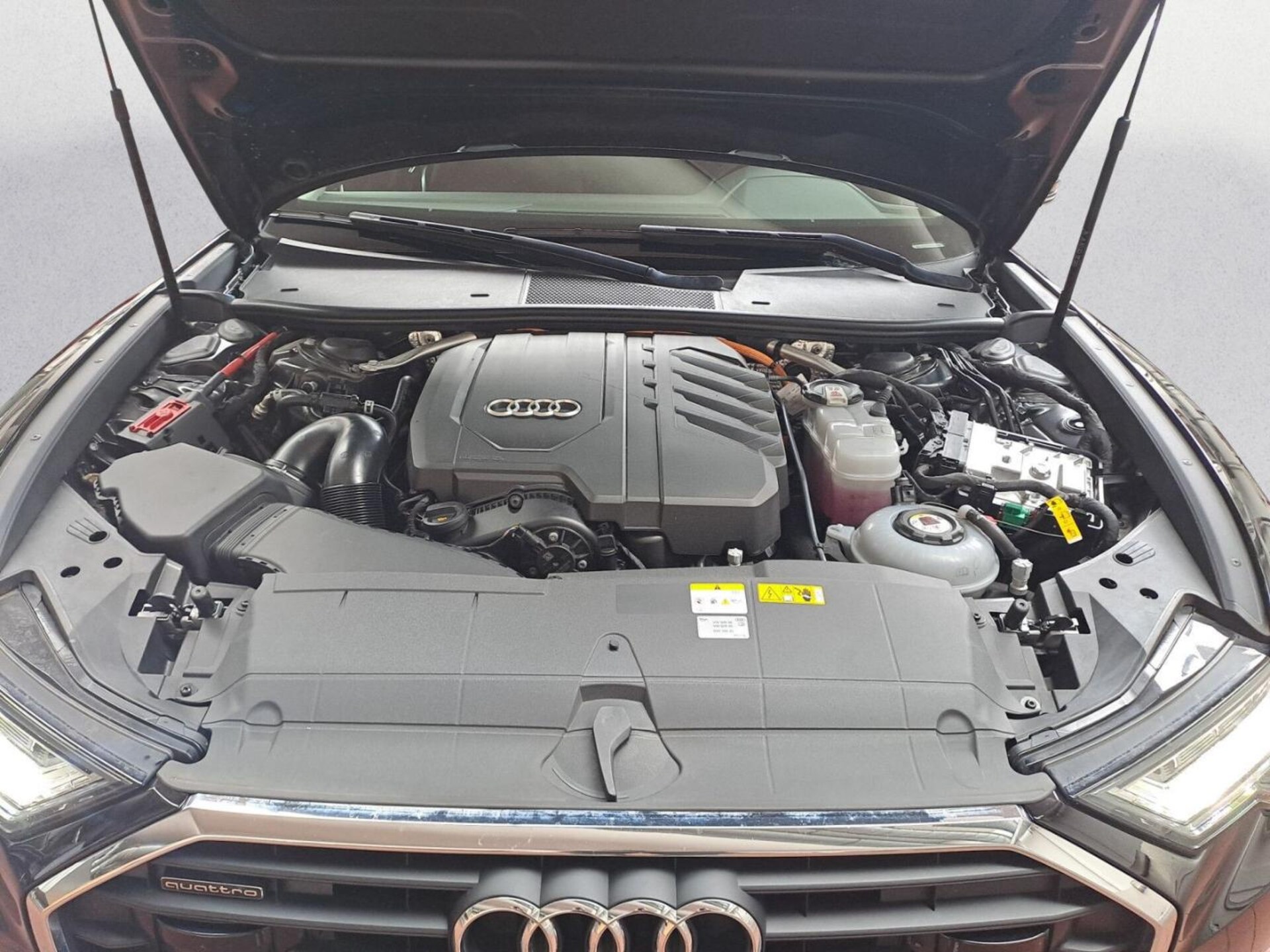 Audi A6 Avant TFSI e