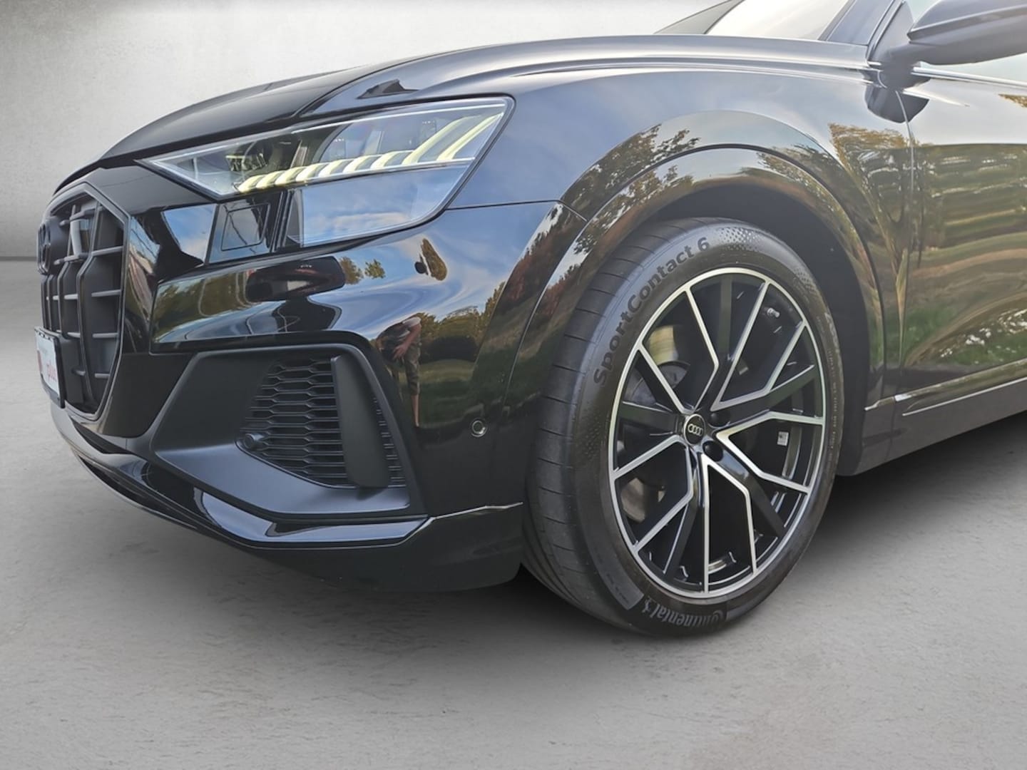 Bild über Audi SQ8 TFSI quattro tiptronic - für weitere Informationen kontaktieren Sie den Audi Partner