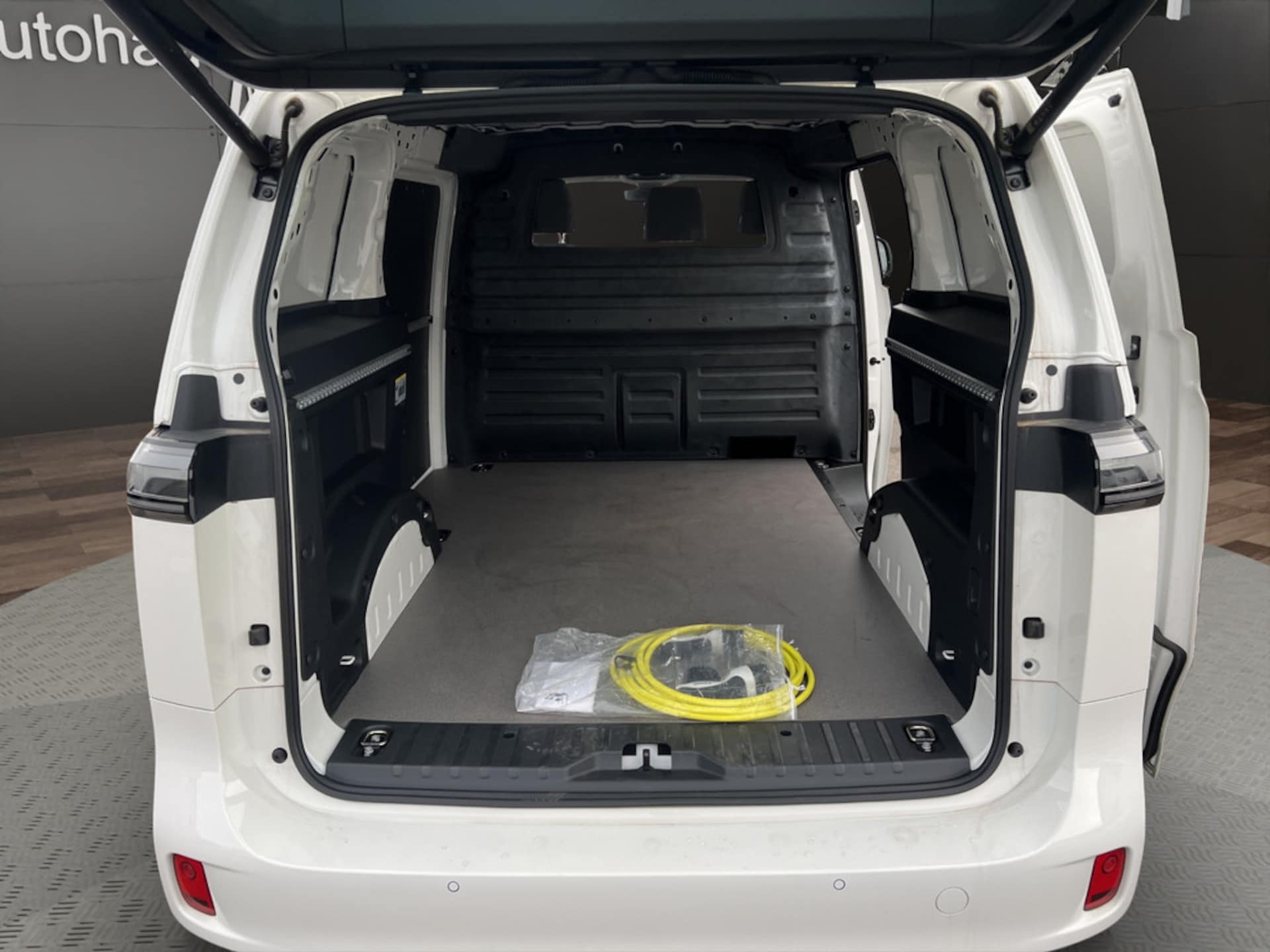 Volkswagen ID. Buzz Cargo Basis-Modell
