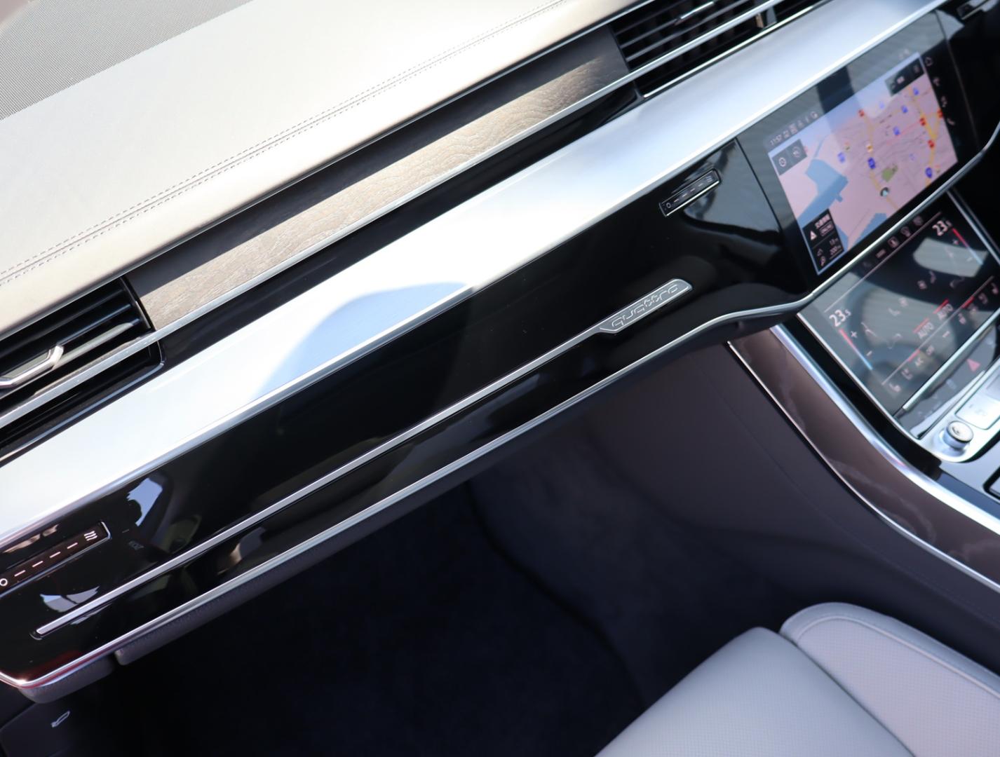 Audi A8 TFSI e 60 TFSI e quattro 340(462) kW(PS) tiptronic for more details contact your dealer