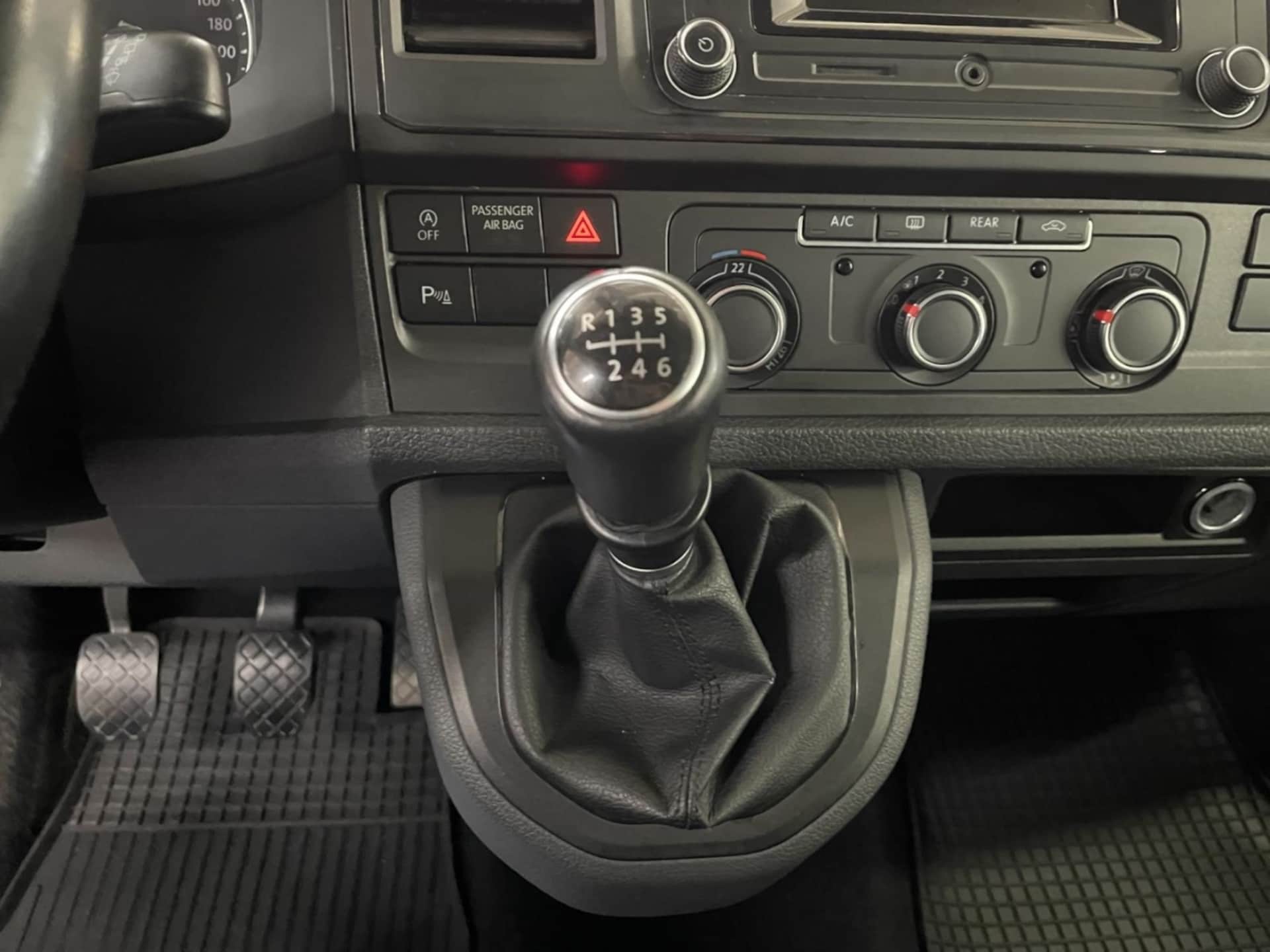 Volkswagen T6 Caravelle Comfortline