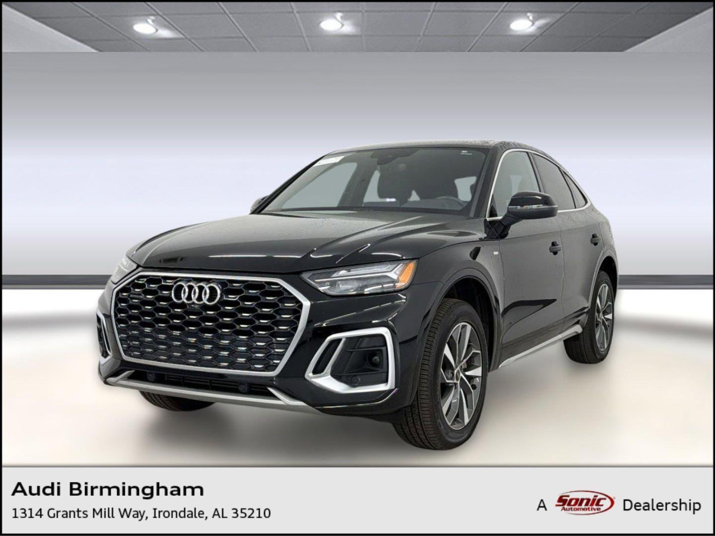 2023 Audi Q5 Sportback 45 Premium Plus's photo