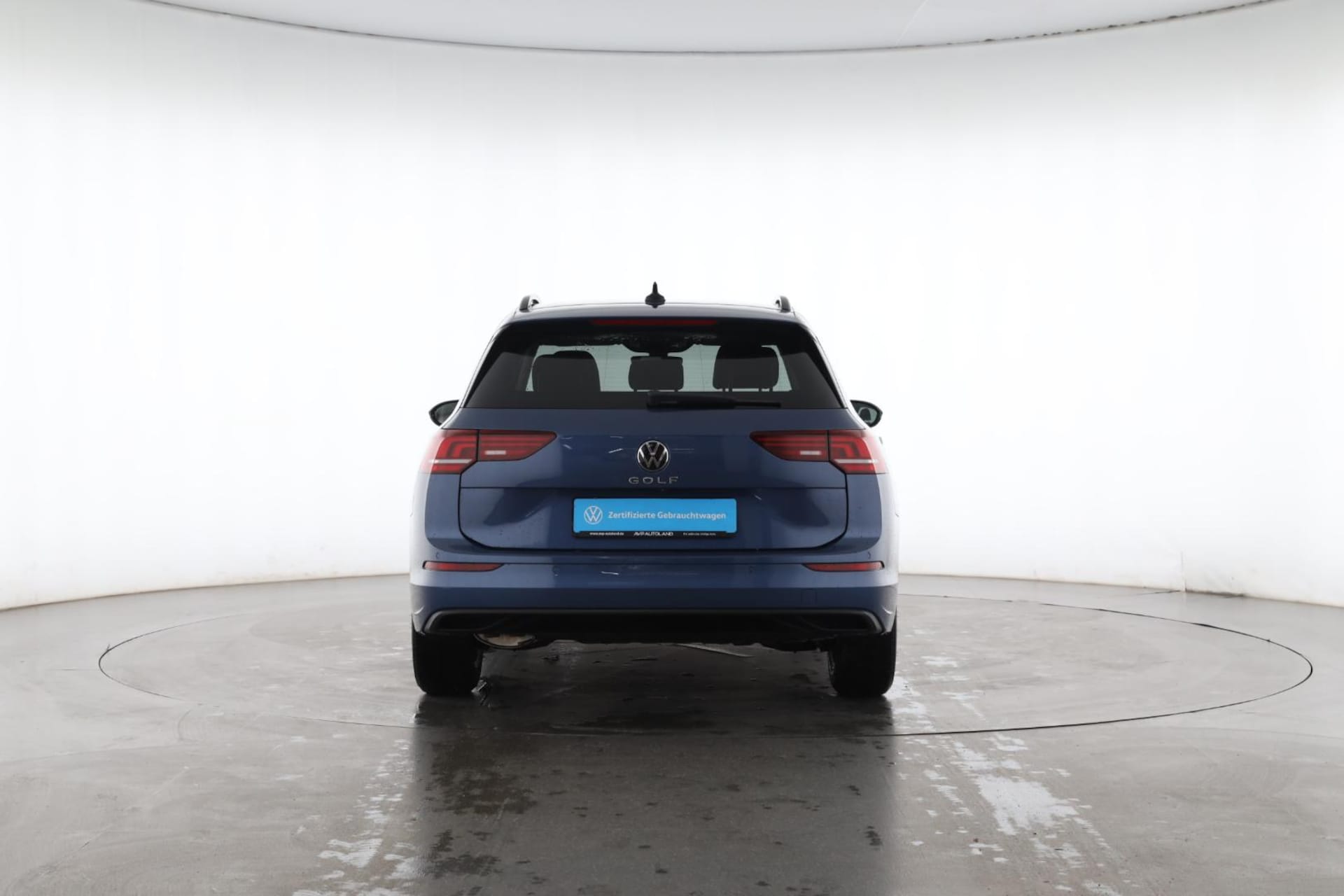 Volkswagen Golf Variant Life