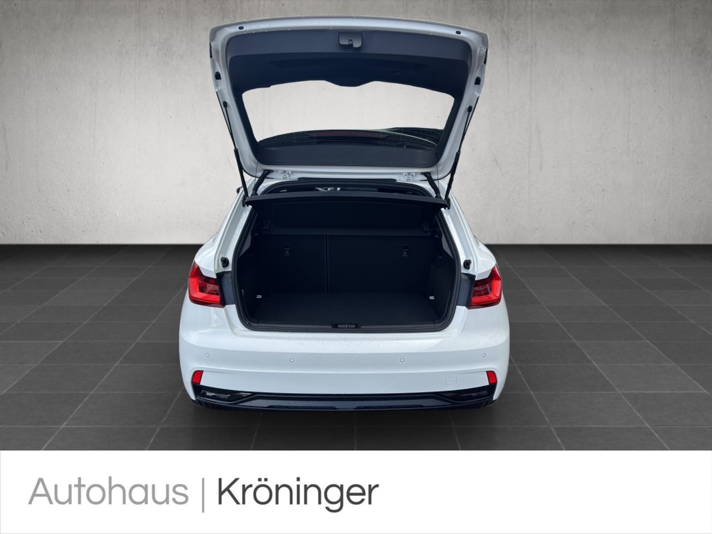 Bild über Audi A1 Sportback advanced 30 TFSI Schaltgetriebe - für weitere Informationen kontaktieren Sie den Audi Partner