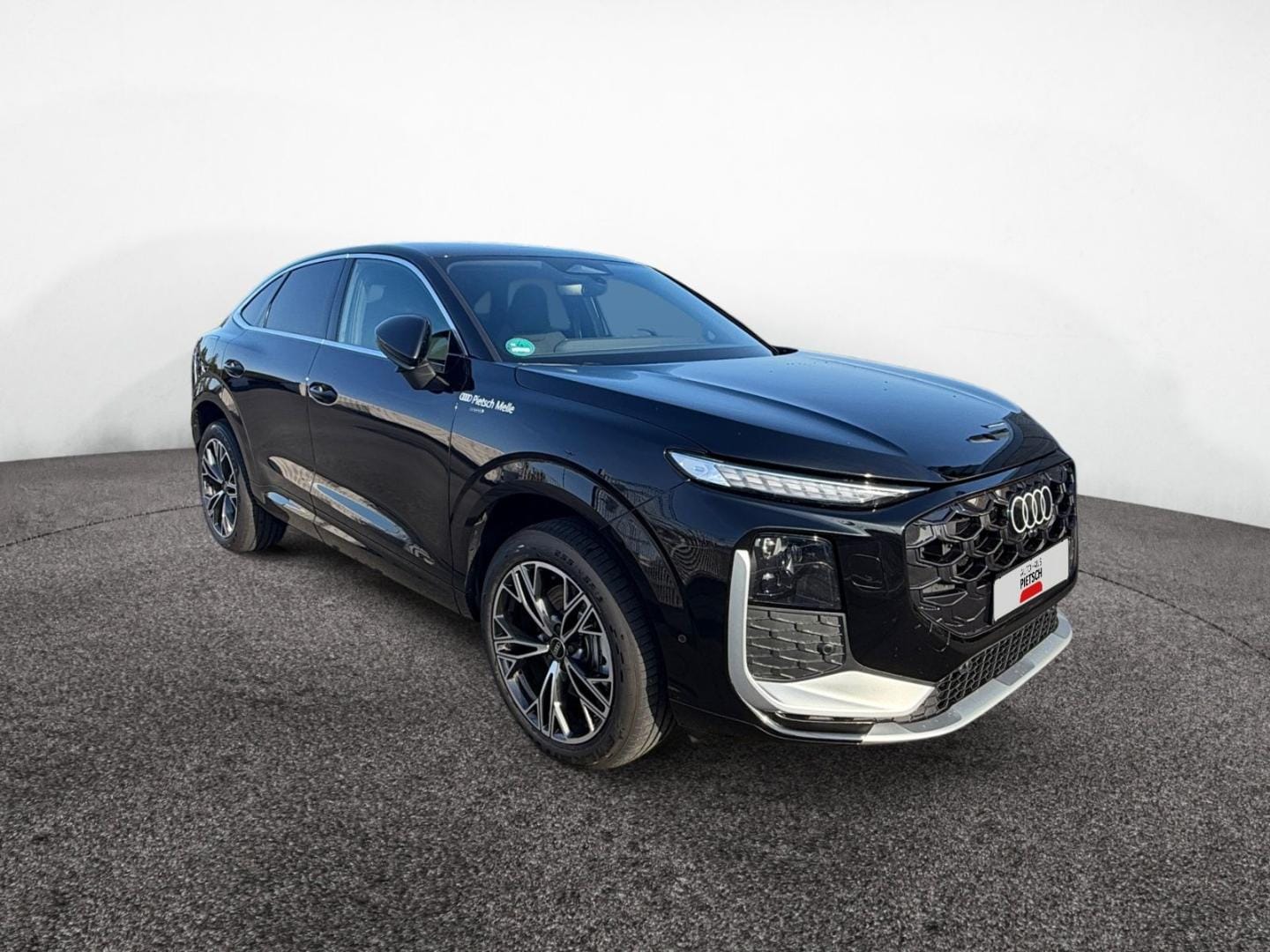 Bild über Audi Q3 Sportback e-hybrid e-hybrid 200 kW S tronic - für weitere Informationen kontaktieren Sie den Audi Partner