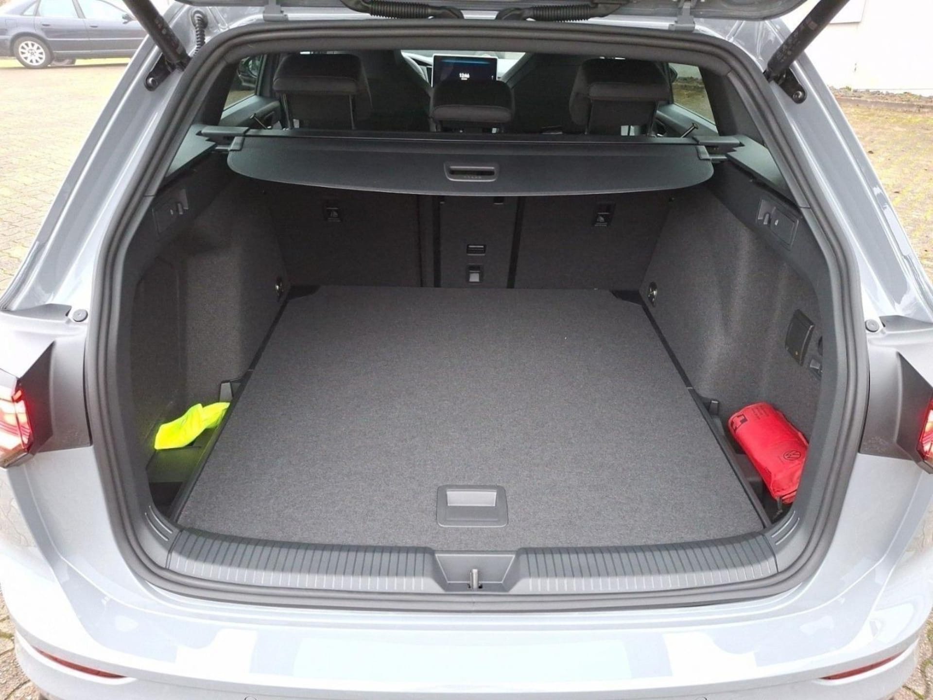 Volkswagen Golf Variant R-Line