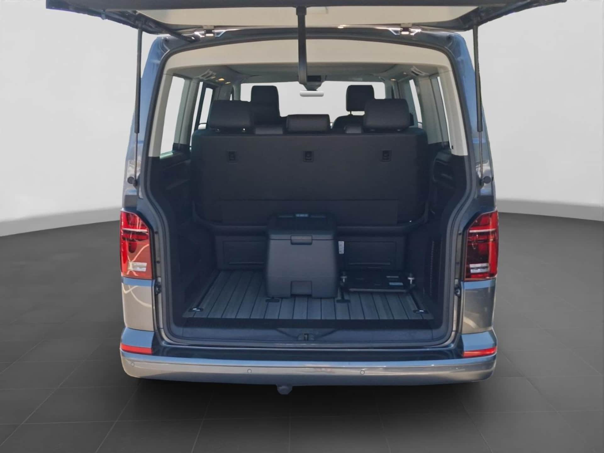 Volkswagen T6.1 California Beach
