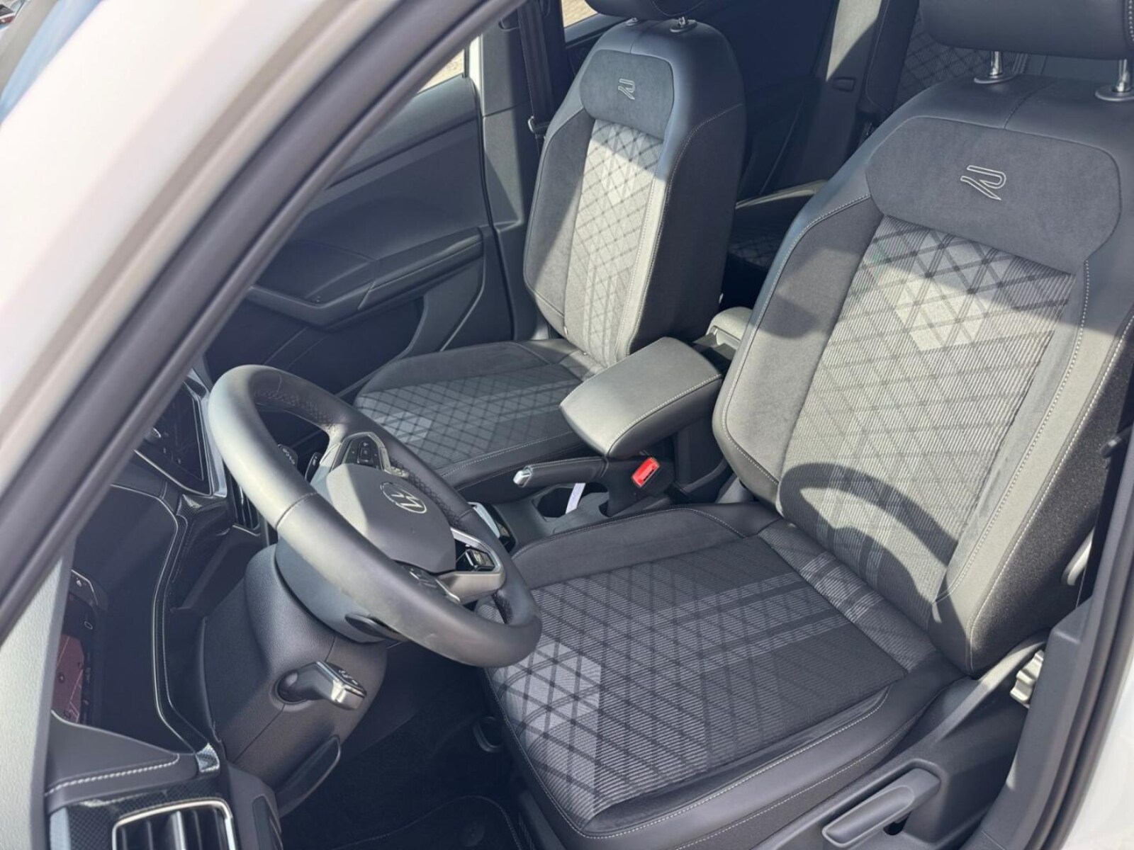 Volkswagen T-Cross – Bild 17
