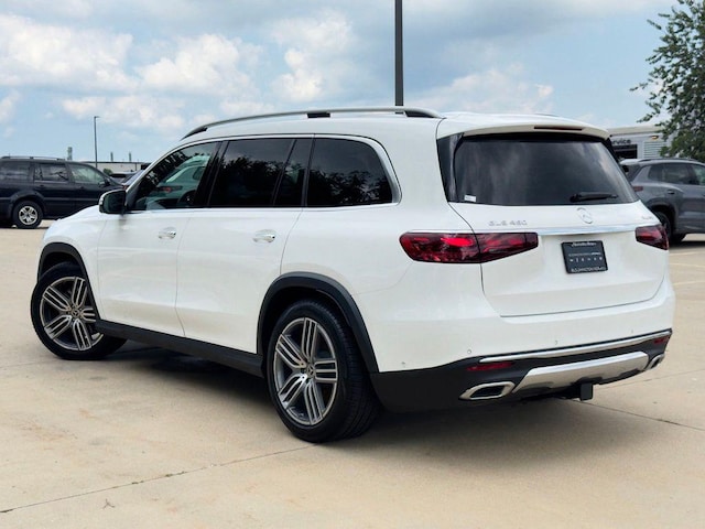 2025 Mercedes-Benz GLS 450