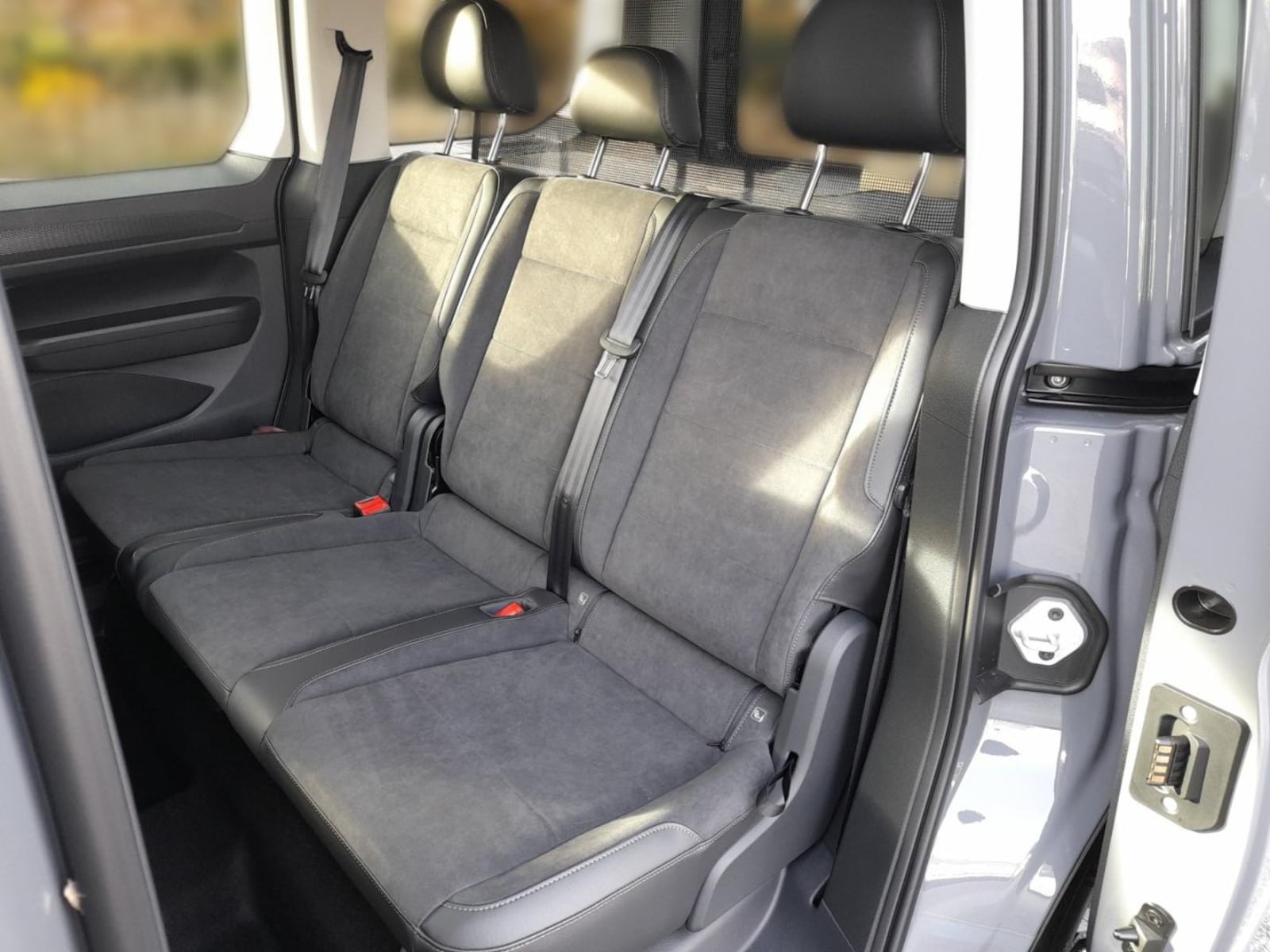 Volkswagen Caddy – Bild 8