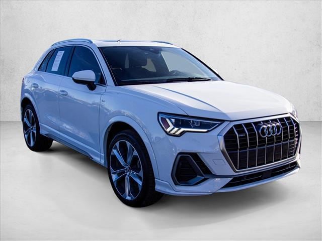 2021 AUDI Q3 - Image 3