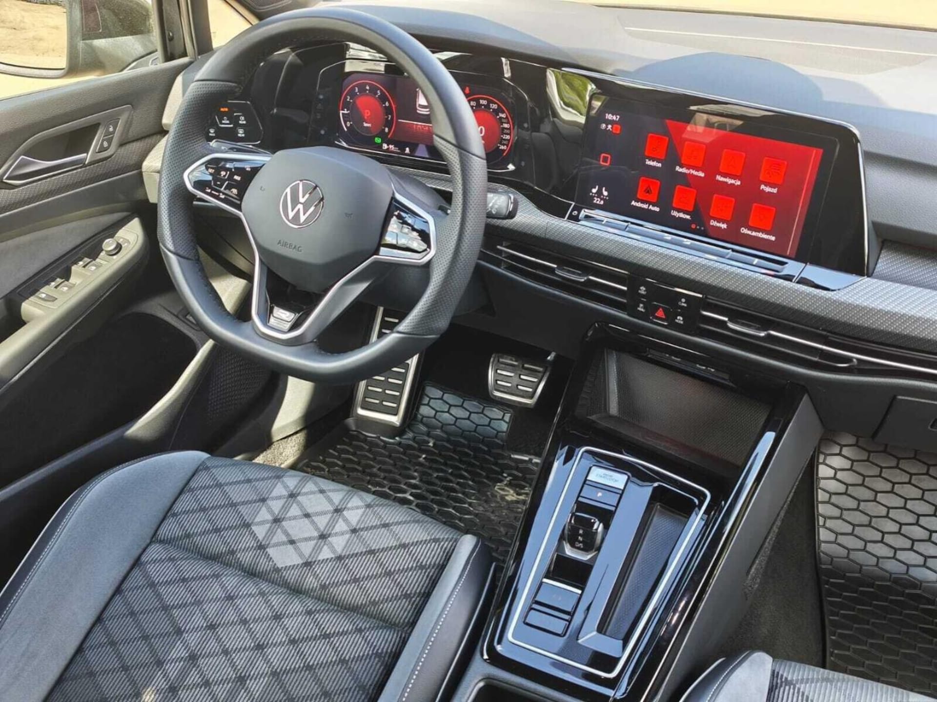 Volkswagen Golf Variant R-Line