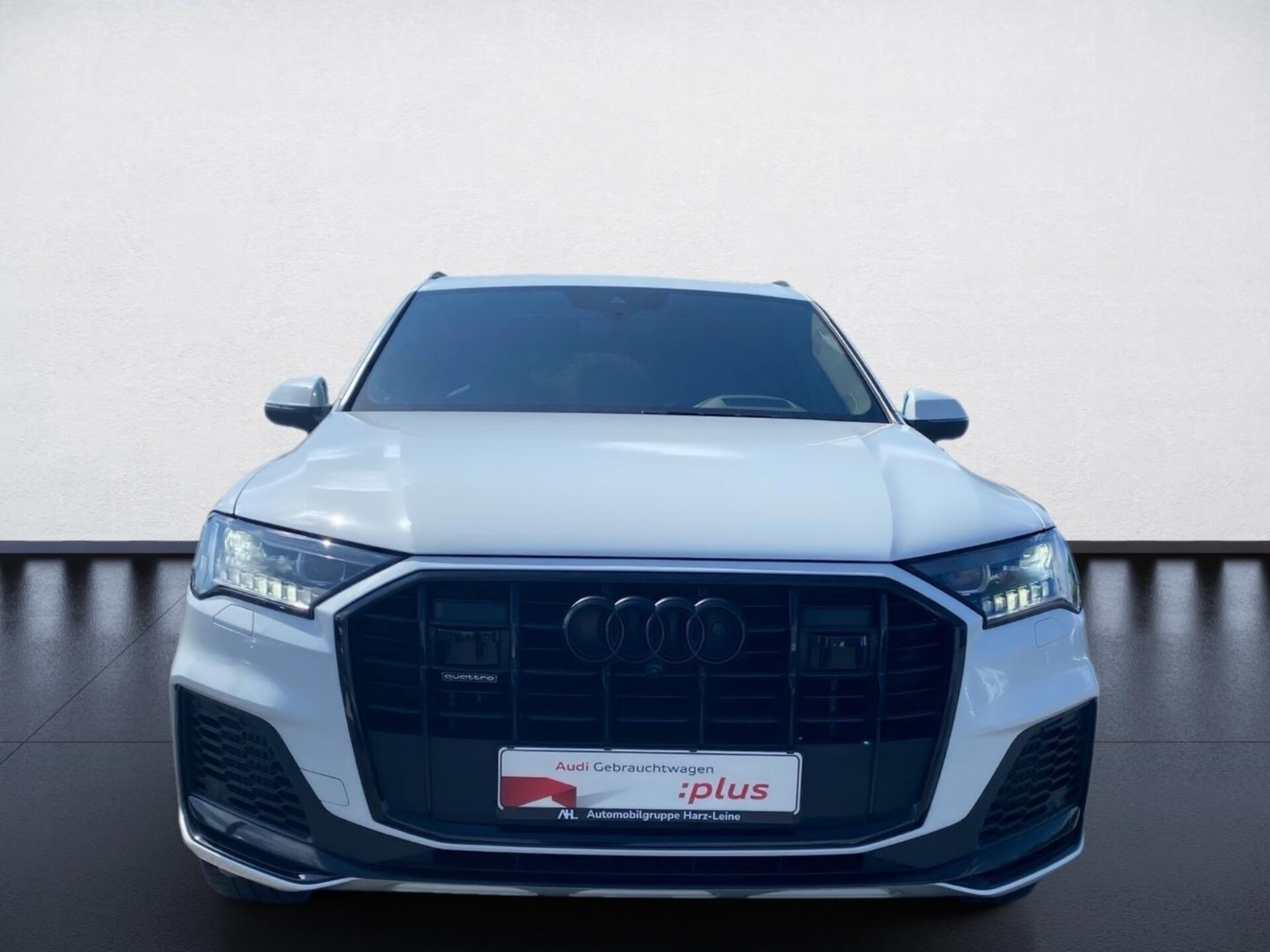 Audi Q7 SUV TFSI e S line