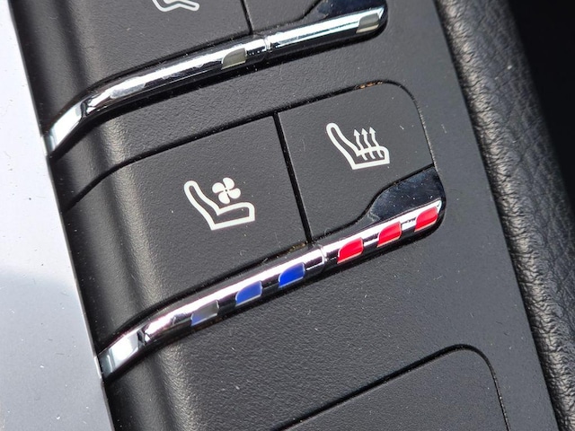 2020 Porsche Macan S - Photo 12