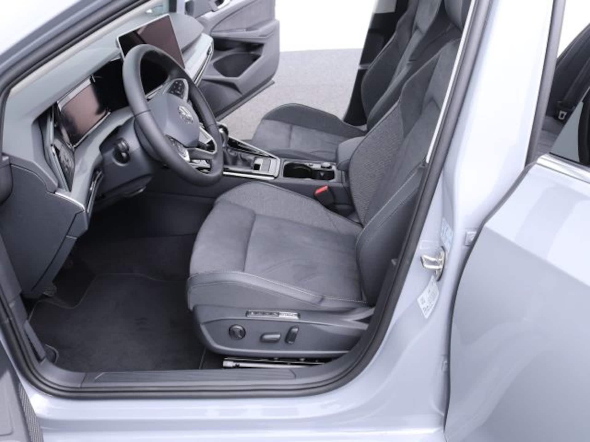 Volkswagen Golf Style