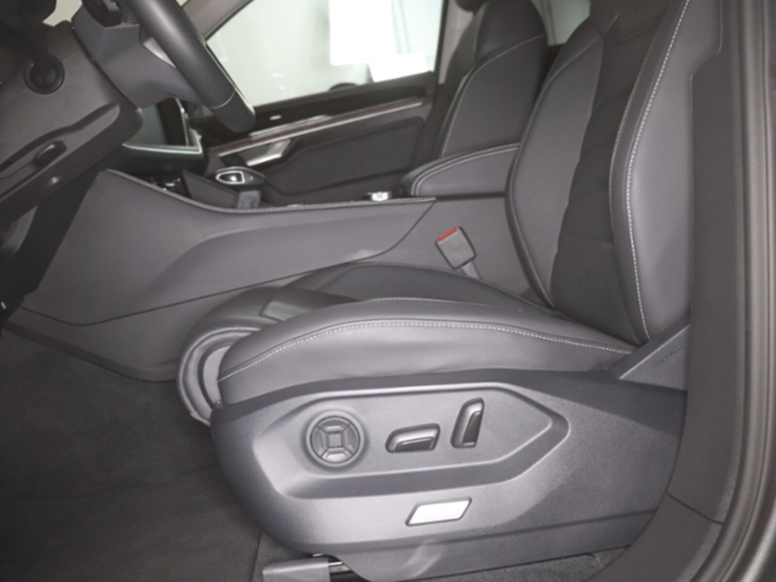 Volkswagen Touareg – Bild 10