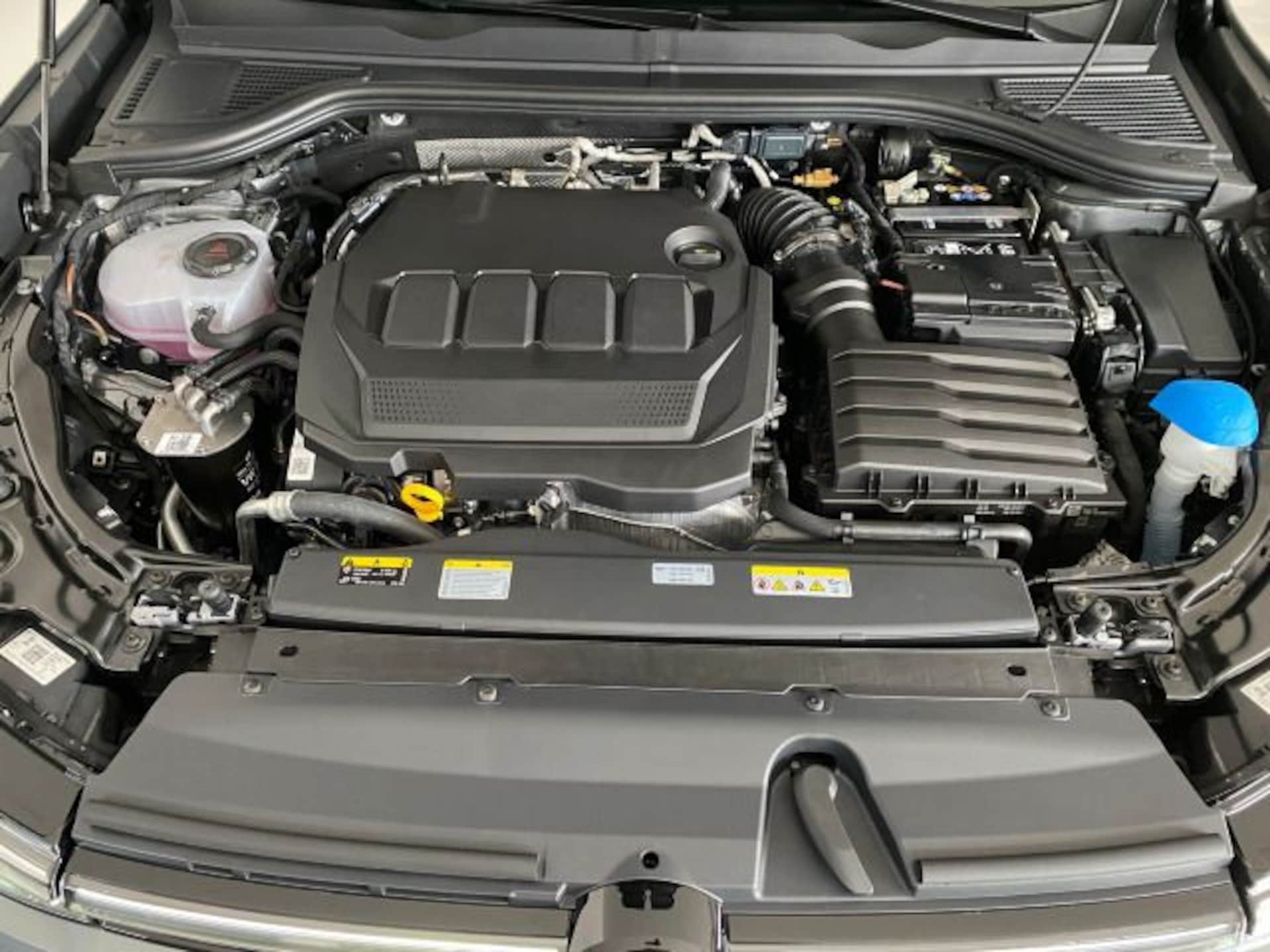 Volkswagen Passat Elegance