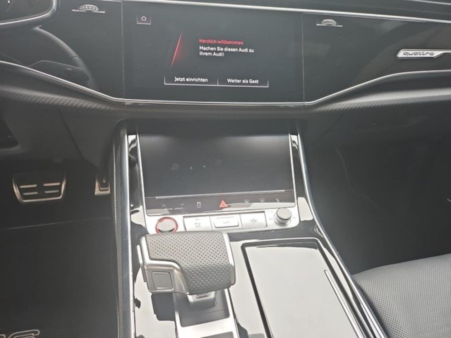 Bild über Audi RS Q8 SUV TFSI quattro tiptronic - für weitere Informationen kontaktieren Sie den Audi Partner