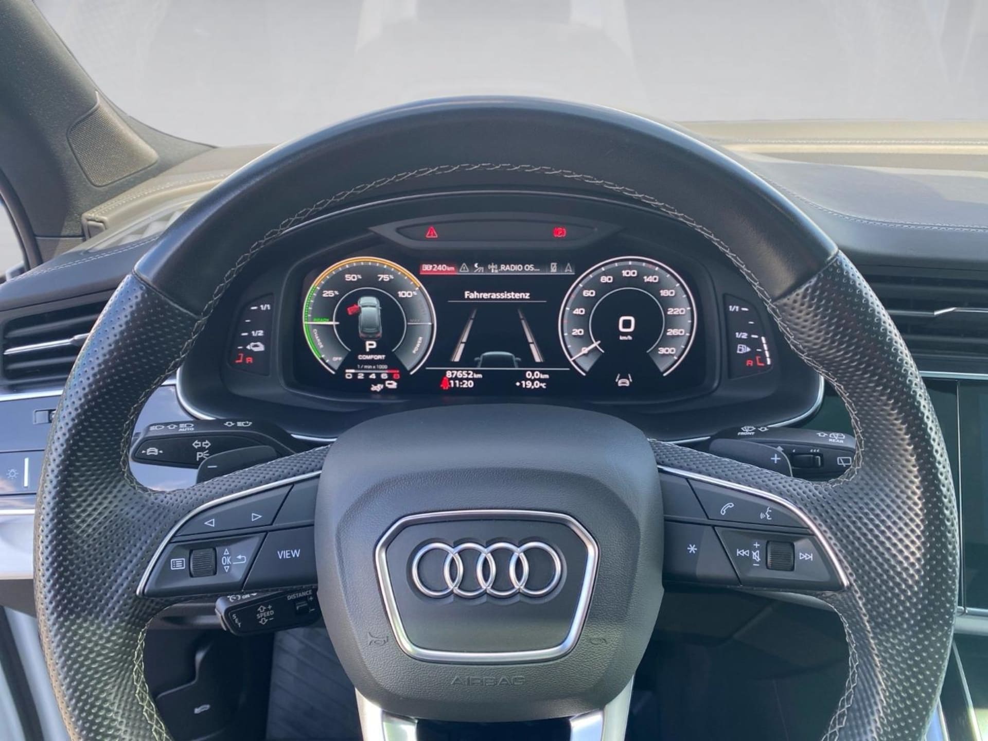 Audi Q7 SUV TFSI e S line