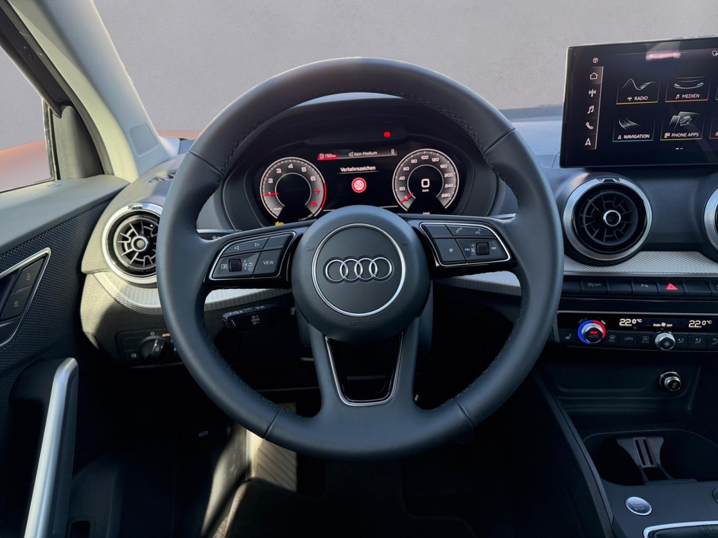 Bild über Audi Q2 30 TFSI Schaltgetriebe - für weitere Informationen kontaktieren Sie den Audi Partner