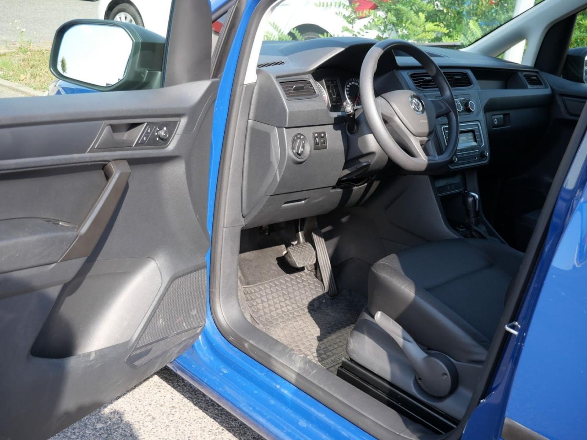 Volkswagen Caddy Maxi Kasten Basis-Modell