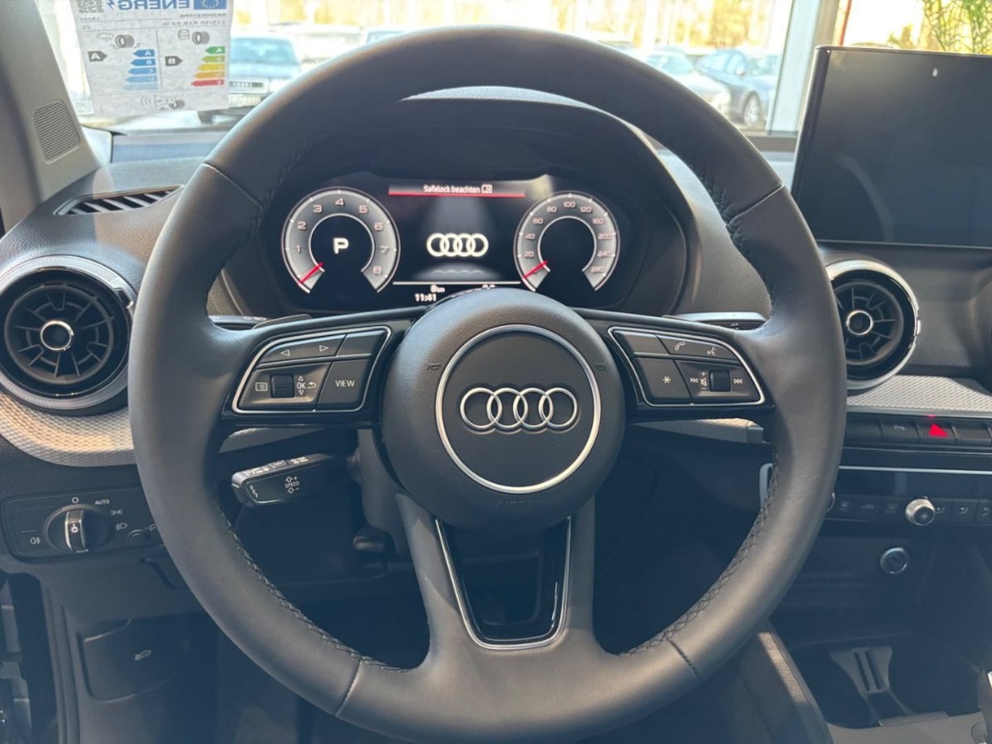 Bild über Audi Q2 advanced 35 TFSI S tronic - für weitere Informationen kontaktieren Sie den Audi Partner