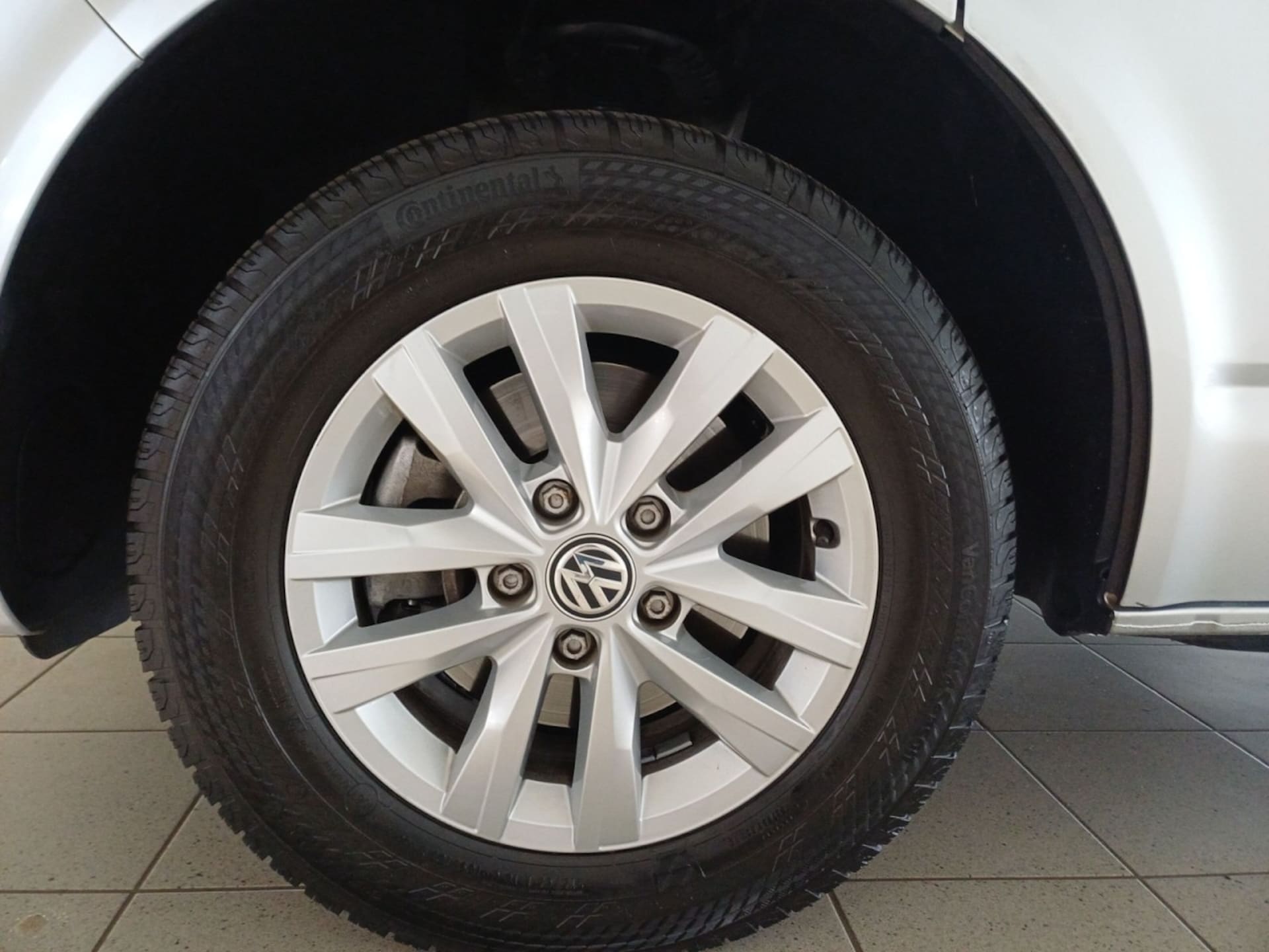 Volkswagen T6.1 Caravelle kurzer Radstand Comfortline