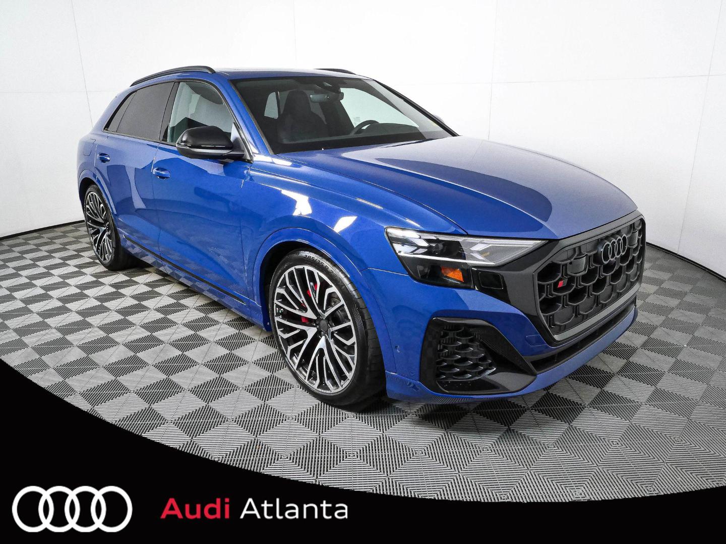 2026 Audi SQ8 Prestige quattro's photo