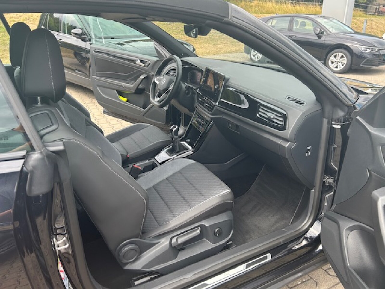 Volkswagen T-Roc Cabriolet – Bild 26