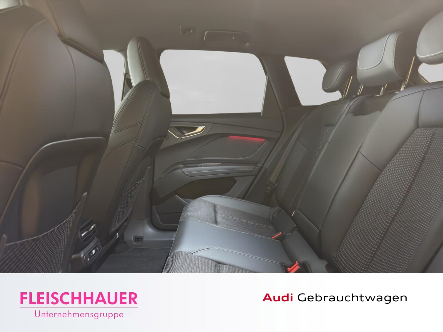 Bild über Audi Q4 SUV e-tron e-tron performance 210 kW - für weitere Informationen kontaktieren Sie den Audi Partner