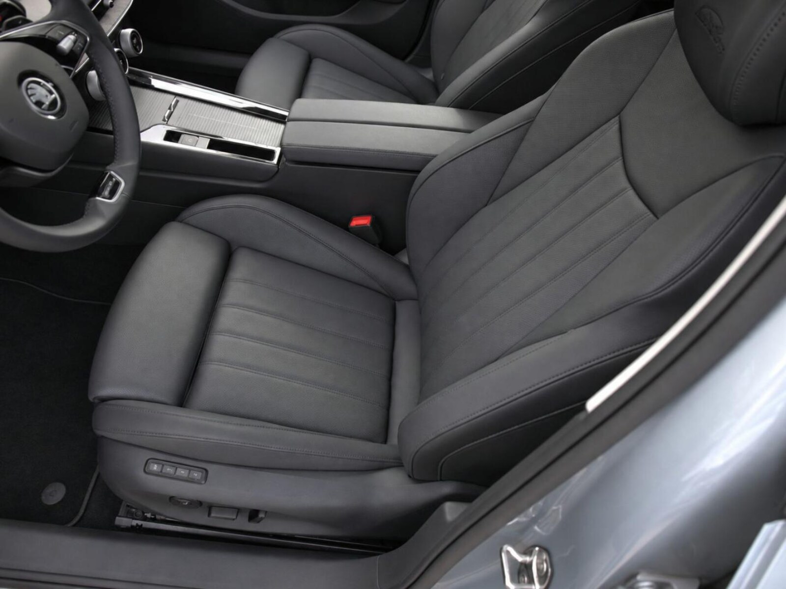 Škoda Superb Combi – Bild 12