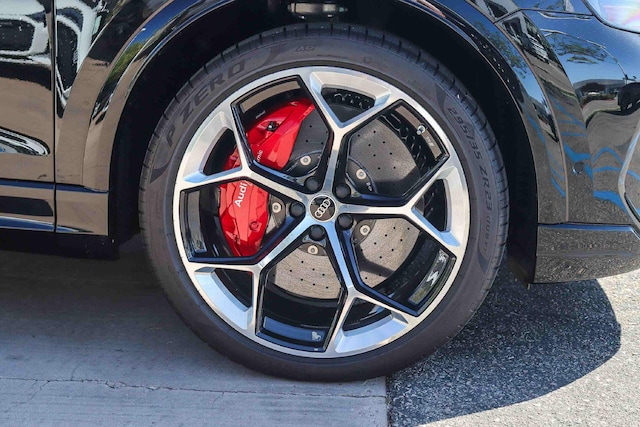 2026 Audi RS Q8 Base - Photo 9