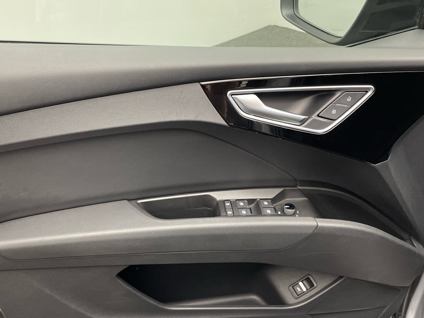 Image about Audi Q4 Sportback e-tron 35 e-tron