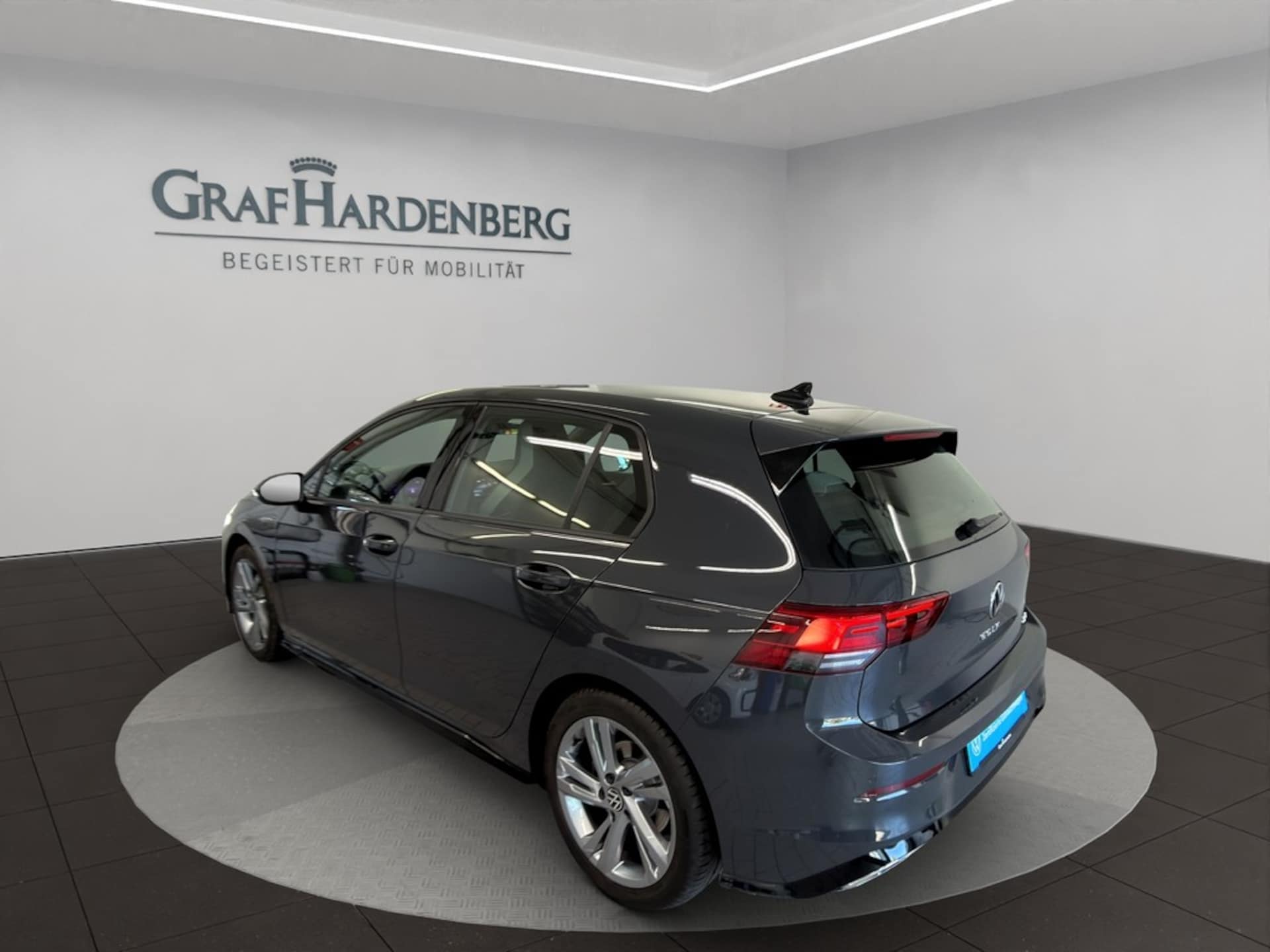 Volkswagen Golf R-Line
