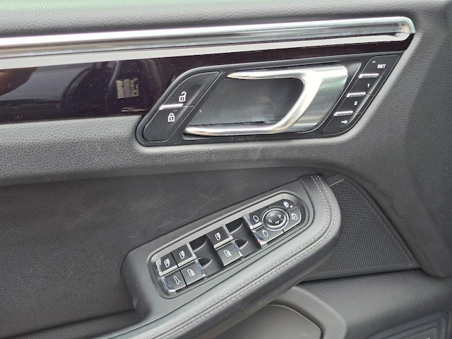 2020 Porsche Macan S - Photo 42