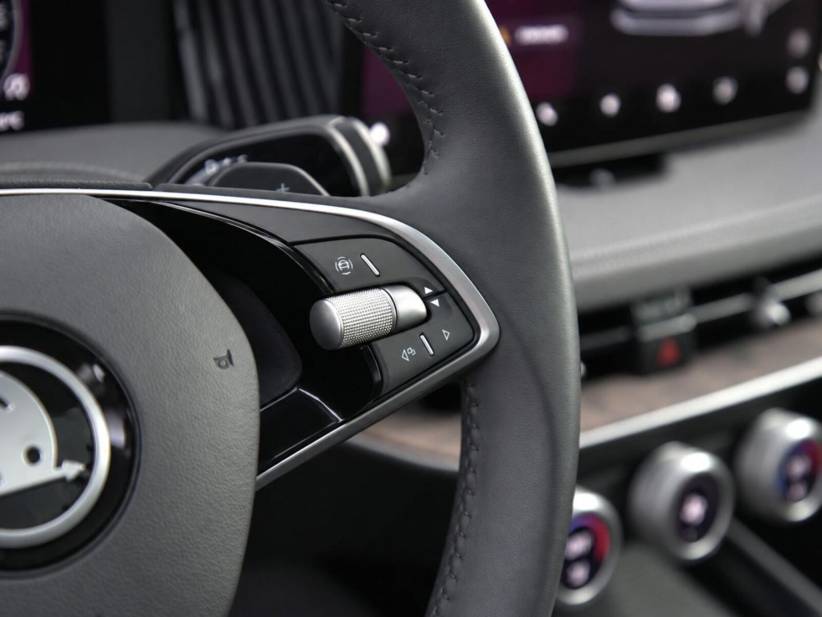 Škoda Superb Combi – Bild 15