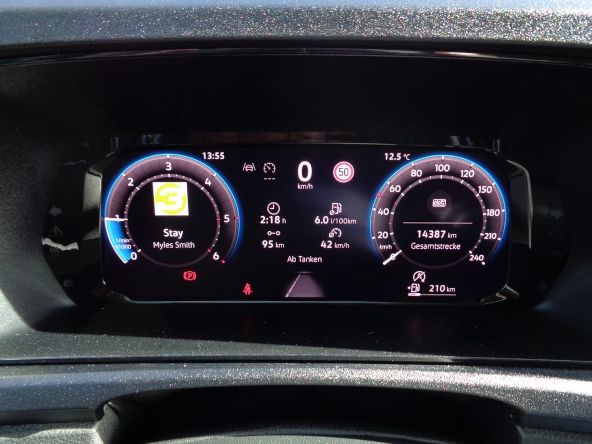 Volkswagen Caddy Basis-Modell