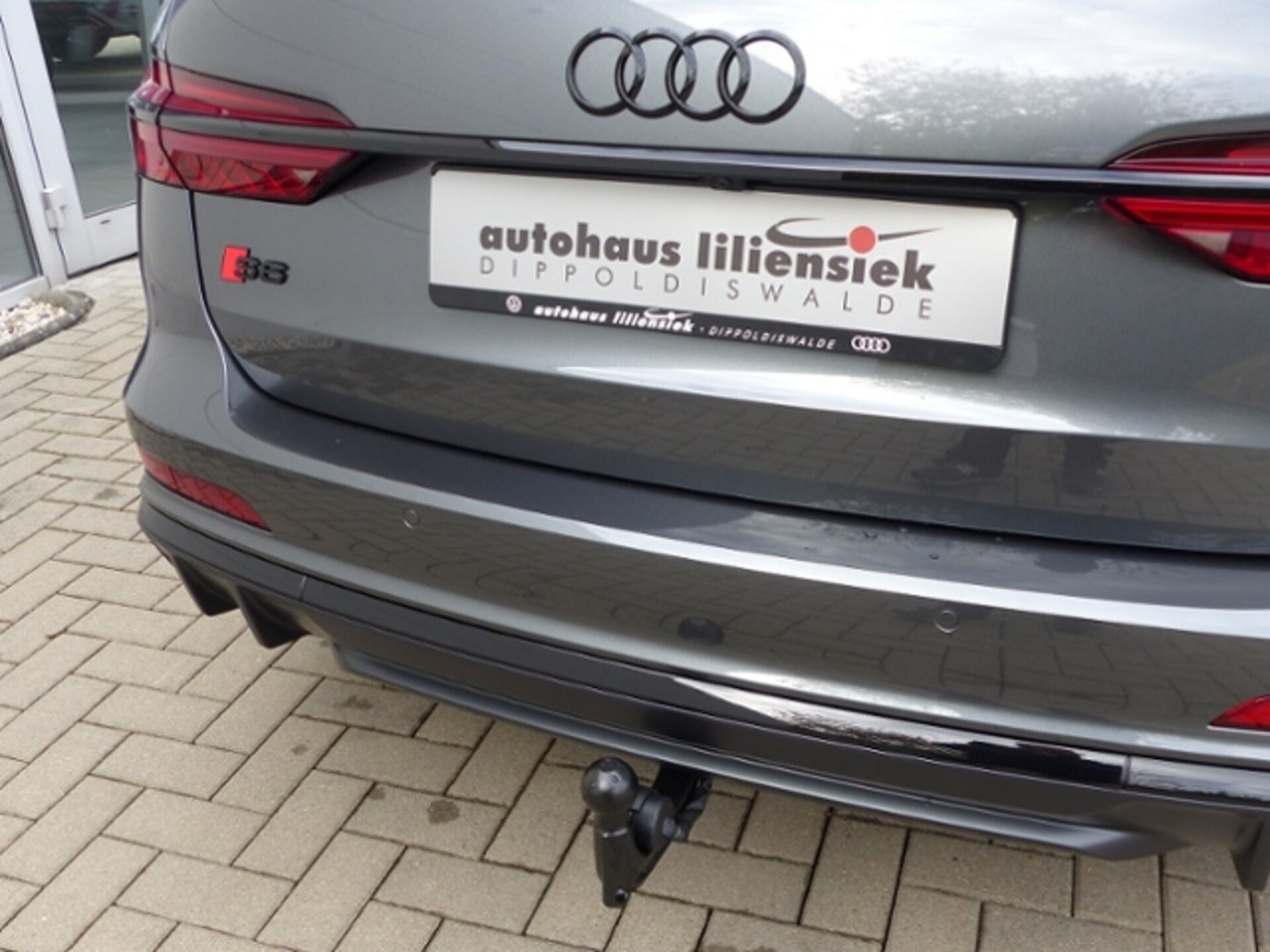 Audi S6 Avant