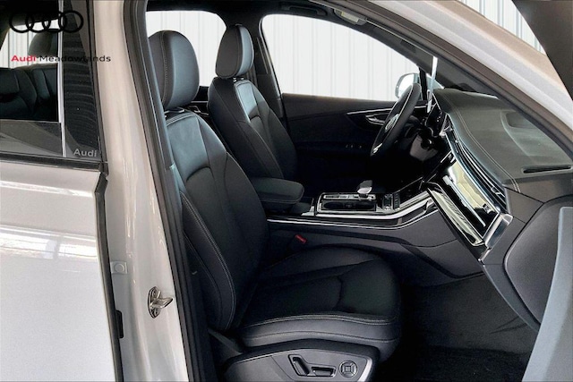 2026 Audi Q7 Premium - Photo 11