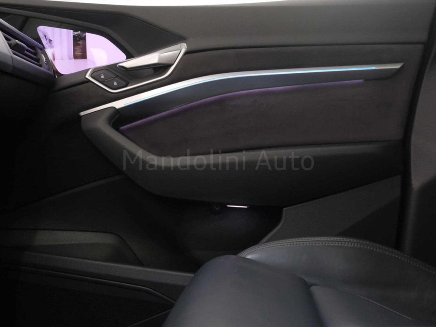 Image about Audi e-tron Business 55 quattro 300,00 kW