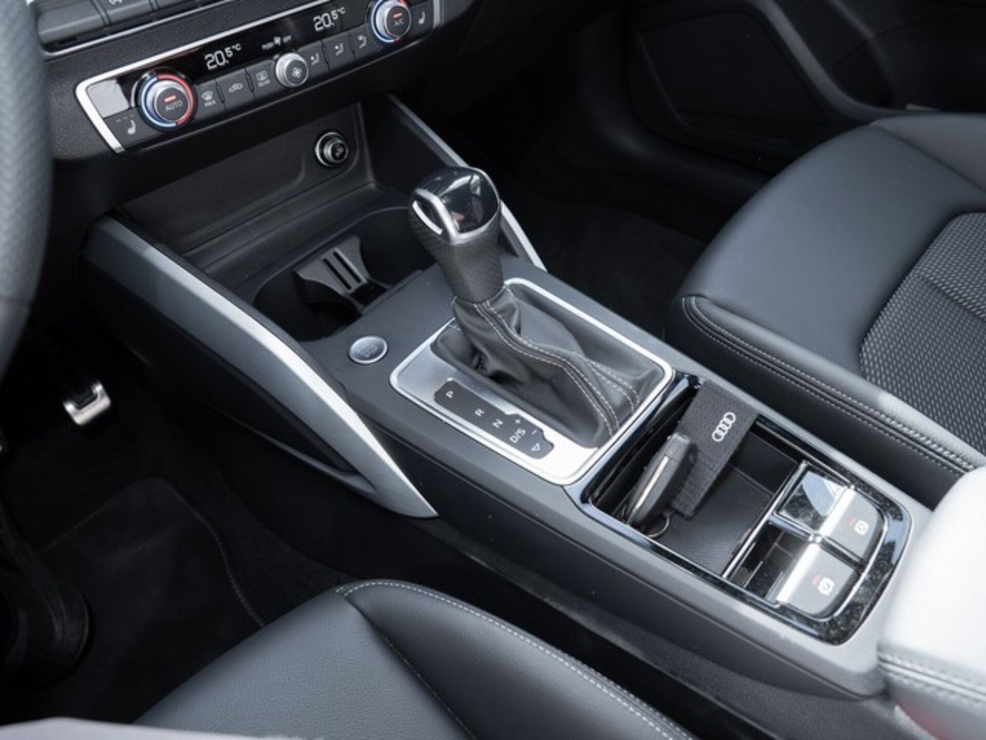 Audi Q2 S line