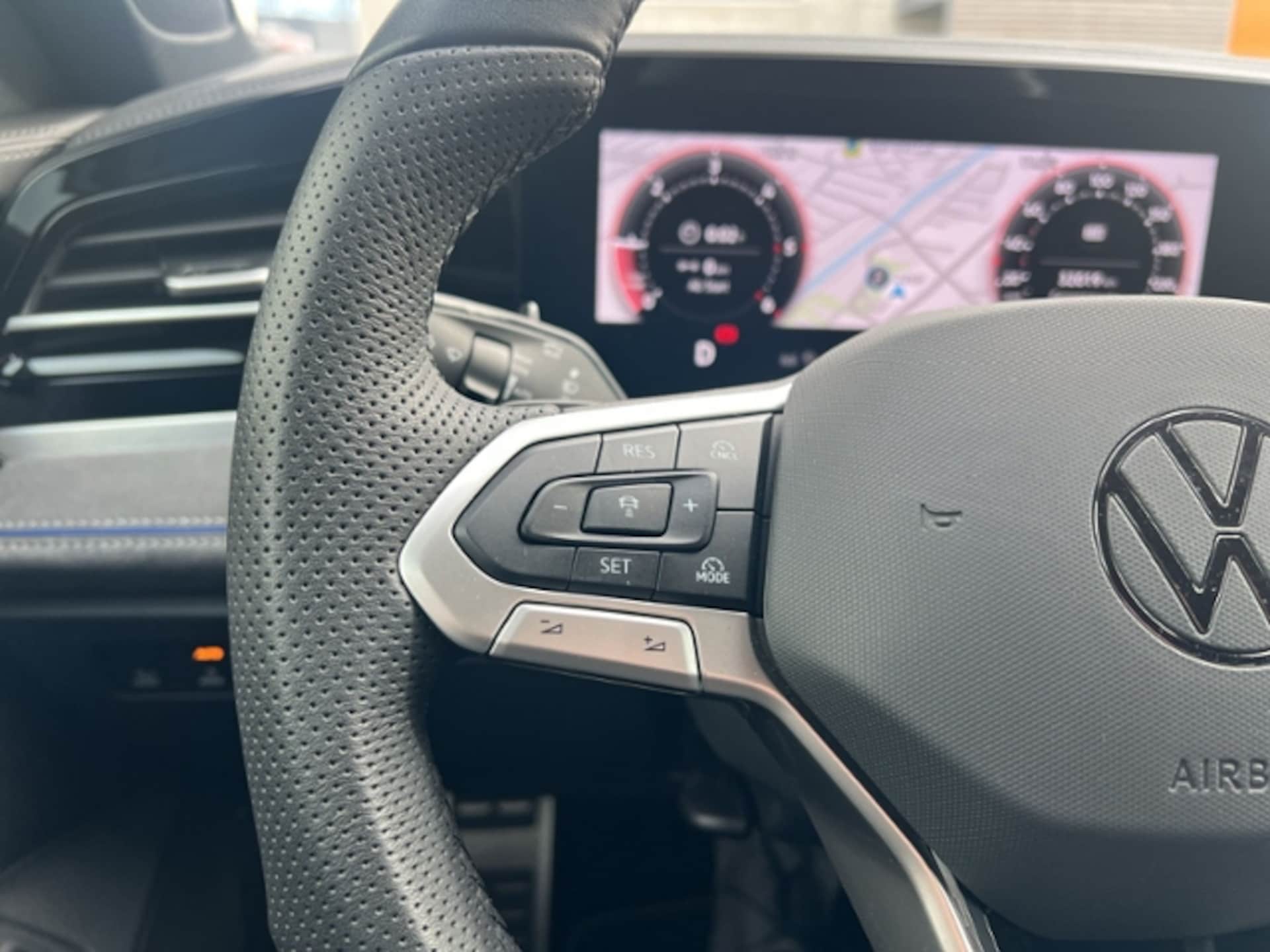 Volkswagen Passat R-Line